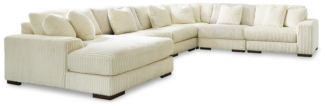 Lindyn Living Room Set