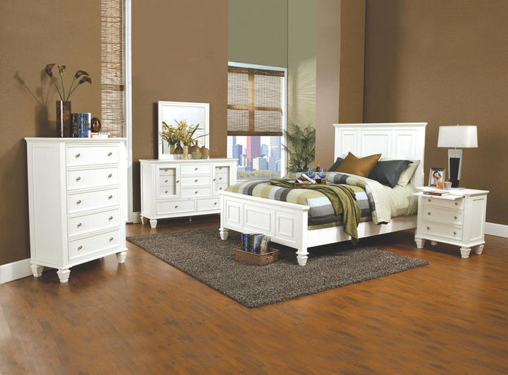 Sandy Beach White Queen Bed