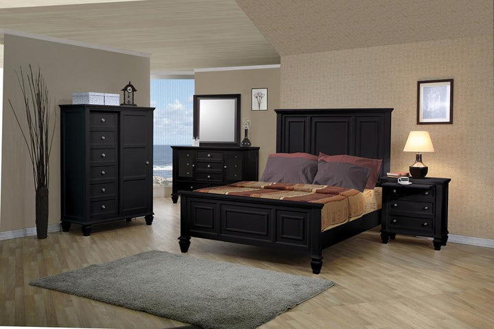 Sandy Beach Black Door Dresser With Concealed Storage