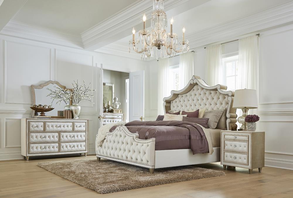 223521KE-S4 EASTERN KING BED 4 PC SET