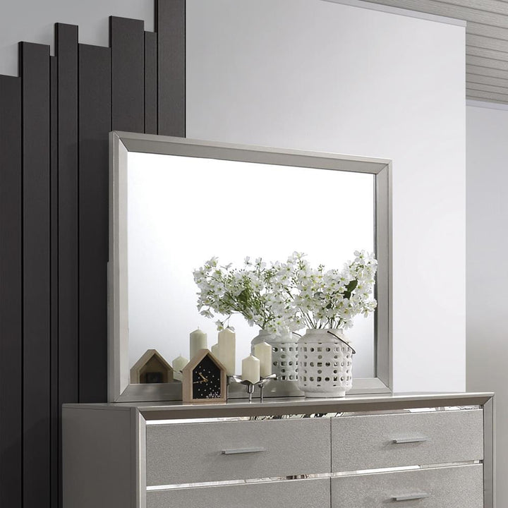 G222703 Mirror